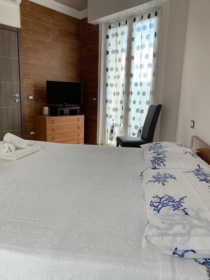 키아바리 Terrazza Sul Mare In Via Devoto 아파트 외부 사진