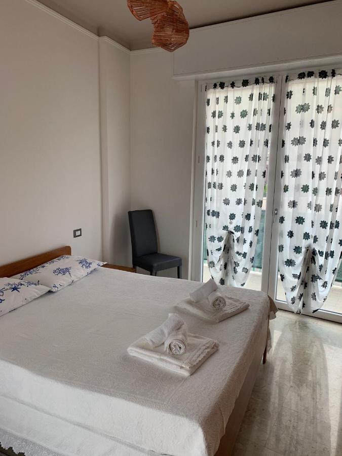 키아바리 Terrazza Sul Mare In Via Devoto 아파트 외부 사진